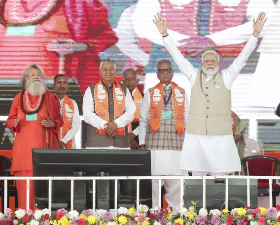IN Pics: à¤¤à¤¸à¥à¤µà¥à¤°à¥à¤ à¤®à¥à¤ à¤¦à¥à¤à¥à¤, à¤à¤¸ à¤¹à¤«à¥à¤¤à¥ à¤à¤¾ à¤­à¤¾à¤°à¤¤