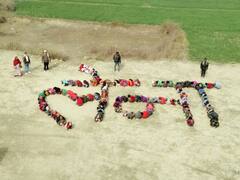 In Photos: 'दहेज लेना पापा है', स्कूली बच्चों ने दिया सोशल मैसेज, लोग बोले- 'जिनके पिता सरकारी नौकरी वाले दामाद ढूंढ़ते हैं...'