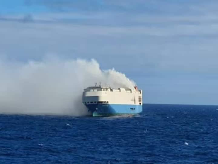 The cargo ship sank in the sea off Greek island 14 crew members missing with a indian citizen Cargo Ship Accident: ग्रीस के तट के पास समुद्र में डूबा कार्गो शिप, चालक दल के 14 सदस्य लापता, एक भारतीय भी शामिल