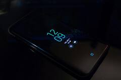 ভারতের স্মার্টফোনের বাজারে ৩০ হাজার টাকার কমে পাবেন এই ৫টি ডিভাইস, রইল তালিকা