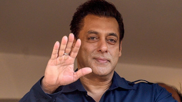 Salman Khan: Salman Khan speaks about his plan to open theaters in India know in details Salman Khan: মাল্টিপ্লেক্সে টিকিটের চড়া দাম... আপনার সাহায্যে হাত বাড়াচ্ছেন সলমন খান!