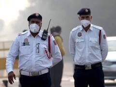 Delhi में प्रदूषण के हालात खतरनाक, DIT में AQI 1079, घर से निकलने से पहले बरतें ये सावधानी