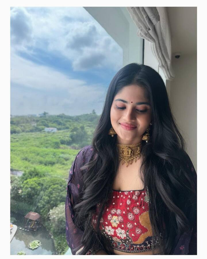 మేఘా ఆకాష్ అందమైన ఫోటోలు (Image credit: Megha Akash/instagram)
