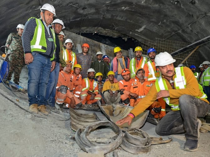 Uttarkashi Tunnel Rescue Update Good News Very Soon Trapped Workers Will Be  Out ANN | Uttarkashi Tunnel Rescue: टनल रेस्क्यू ऑपरेशन को लेकर जल्द मिलेगी  खुशखबरी, मजदूर निकलेंगे बाहर, जानें ...
