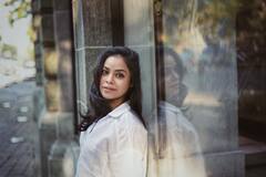 कपिल शर्मा शो फेम Sumona Chakravarti ने बेफिक्र होकर फ्लॉन्ट किए सफेद बाल, कलर करने की सलाह पर दिया ये जवाब