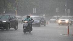 Unseasonal Rain: રાજકોટ શહેર સહિત ગ્રામ્યમાં ખાબક્યો કમોસમી વરસાદ, કરા પડવાથી છવાઇ બરફની ચાદર