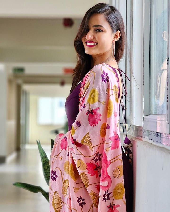 సిరి హన్మంతు అందమైన ఫోటోలు (Image Credit: Siri Hanumanthu/instagram)