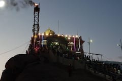 திருச்சி உச்சிப்பிள்ளையார் கோவில் கார்த்திகை தீப திருவிழா - ஃபோட்டோஸ்