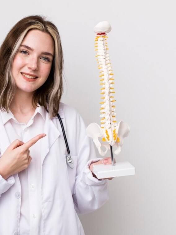 मजबूत हड्डियों के लिए खाएं ये चीजें