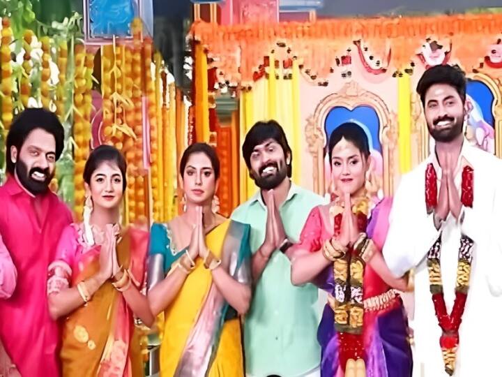 vijay tv Eeramana Rojave 2 serial climax shooting photo has been leaked Eeramana Rojave 2 : அபிமான தொடர் முடியப்போகுதா? கிளைமாக்ஸ் காட்சியின் புகைப்படம் வெளியானது... வருத்தத்தில் விஜய் டிவி ரசிகர்கள்...