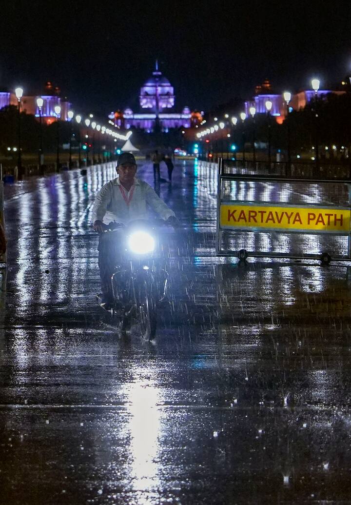 शाम चार बजे रिकार्ड किया जाने वाला औसत एक्यूआई रविवार को 395 था. (फाइल फोटो)