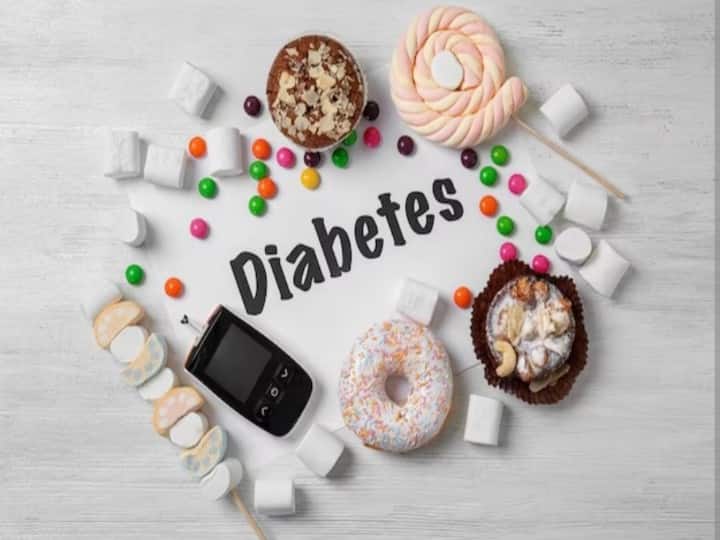 Diabetea: डायबिटीज को जड़ से खत्म करने की कोई दवा नहीं है. कुछ दवाएं बढ़े ब्लड शुगर लेवल को कुछ समय के लिए कंट्रोल कर सकती हैं. दवा का असर कम होने के साथ ब्लड शुगर फिर बढ़ने लगता है.