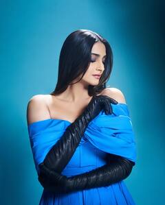 Sonam Kapoor Serves Yet Another Fashionista Look In A Blue Dress; SEE PICS