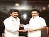 HBD Udhay Stalin : ‘முதல்வரும் தந்தையுமான மு.க.ஸ்டாலினிடம் பிறந்தநாள் வாழ்த்து’ திமுக தலைவருக்கு உதயநிதி கொடுத்த புத்தகம் என்ன தெரியுமா ?