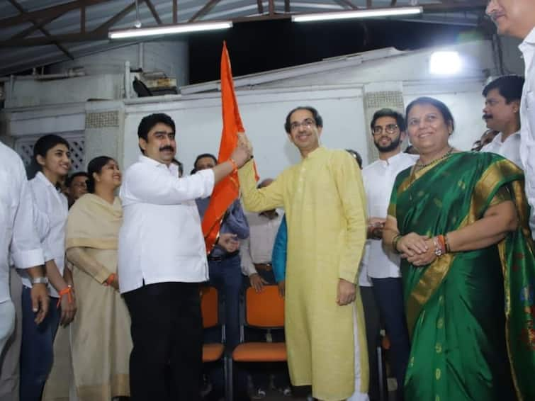 Lok Sabha Election Former Mp Sanjay Patil Candidature Announced North East Mumbai Constituency Shiv Sena Thackeray Vs  BJP Manoj Kotak ईशान्य मुंबईसाठी ठाकरेंचा नवा शिलेदार मैदानात,  माजी खासदार संजय पाटलांना उमेदवारी जाहीर