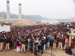 In Photos: कार्तिक पूर्णिमा के लिए भेड़ाघाट में कुंभ सा नजरा, 1.25 लाख बातियों से की गई महाआरती, देखें तस्वीरें