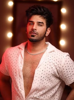 Bigg Boss के इन कंटेस्टेंट पर लग चुका है पार्टनर को छोखा देने का आरोप, Karan Kundrra से लेकर पारस छाबरा का नाम है शामिल