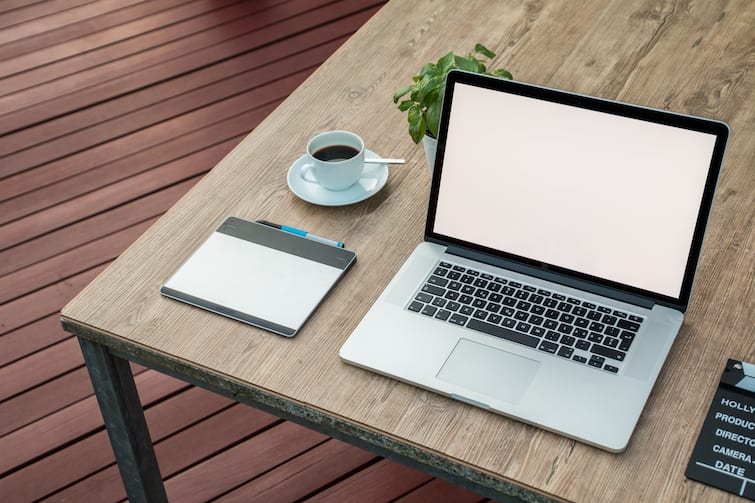 tech tips how-to-make-your-laptop-faster know some important and essential tips Tech Tips: আচমকাই মারাত্মক 'স্লো' হয়ে গিয়েছে ল্যাপটপ? ডিভাইস দ্রুত গতিতে কাজ করানোর জন্য কী কী অতি অবশ্যই করবেন?