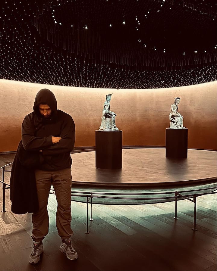 Many wondered if the goal of the gathering was to talk about potential star collaborations in the future.