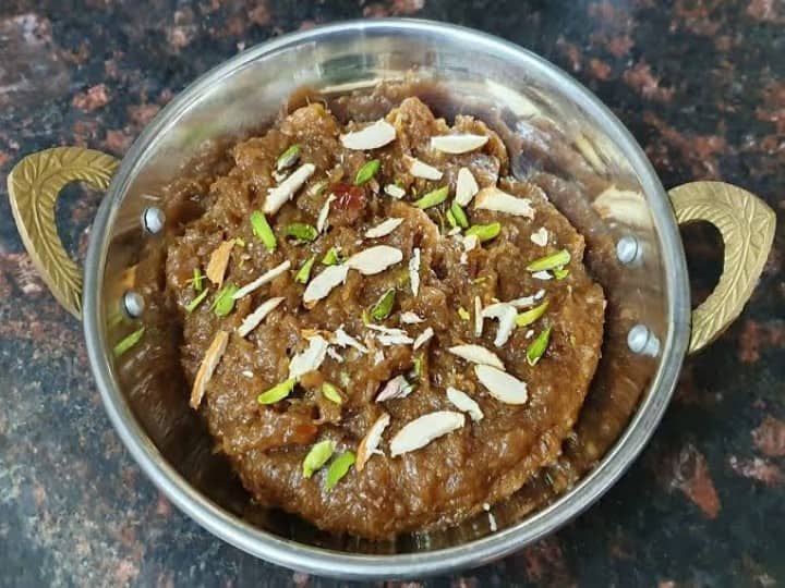 Winter health winter recipe of adrak ka halwa Adrak Ka Halwa: सर्दियों में रहना है चुस्त और दुरुस्त तो खाएं अदरक का हलवा, जानें कैसे बनाएं