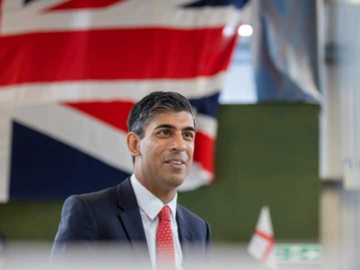 Rishi Sunak On Elon Musk Reaction he said he  condemns antisemitism in all its forms UK: 'मस्क हो या फिर कोई और, जो गलत है वह गलत है', यहूदी विरोधी बयान पर भड़के ब्रिटिश पीएम ऋषि सुनक