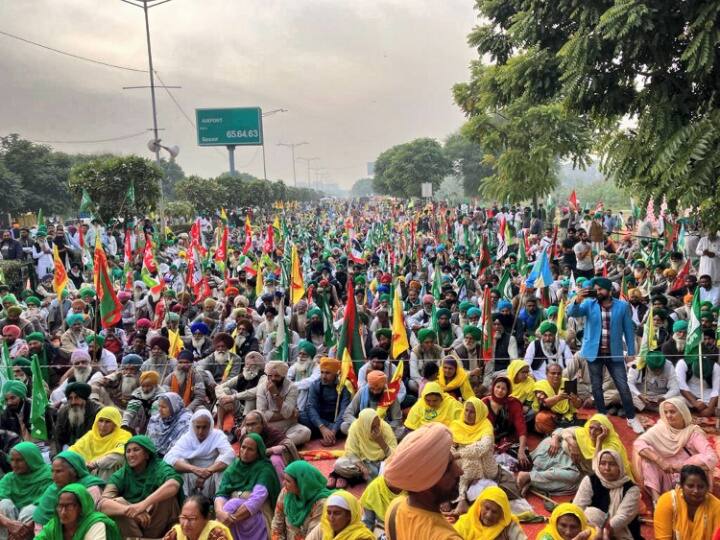 Chandigarh Farmers Protest on borders of Chandigarh pitched tents and set up langar Farmer Protest: चंडीगढ़ की सीमाओं पर किसानों ने डाला डेरा, गाड़े टेंट और लगाया लंगर, भारी संख्या में पुलिस तैनात