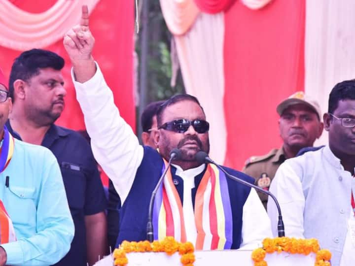 इटावा में यादव कथावाचक के साथ अभद्रता ने पकड़ा तूल, स्वामी प्रसाद मौर्य ने दी चेतावनी