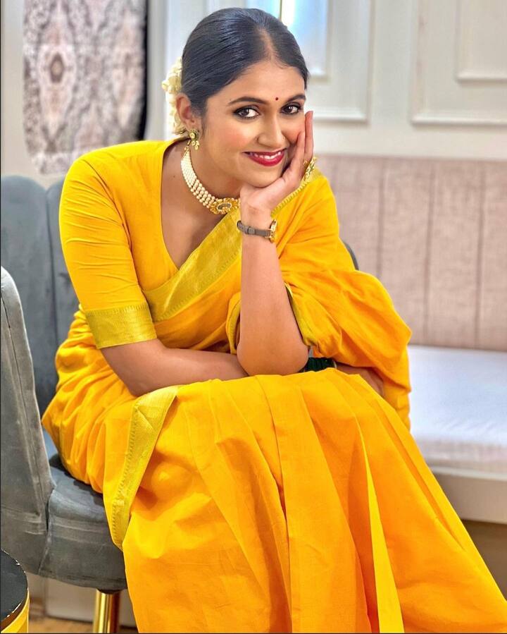 अभिनेत्री रिंकू राजगुरू (Rinku Rajguru) ही सध्या तिच्या ‘झिम्मा 2’ या चित्रपटामुळे चर्चेत आहे. 'झिम्मा-2' हा चित्रपट 24 नोव्हेंबर रोजी रिलीज झाला आहे.