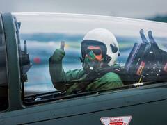 पीएम मोदी ने तेजस में भरी उड़ान तो TMC नेता शांतनु सेन के बिगड़े बोल, कहा- 'क्रैश न हो जाए जेट', बीजेपी ने साधा निशाना