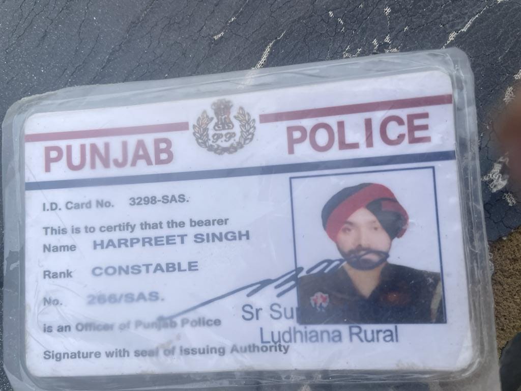 Fake Constable: ਪੰਜਾਬ ਪੁਲਿਸ ਦਾ ਨਕਲੀ ਕਾਂਸਟੇਬਲ ਮੋਗਾ ਤੋਂ ਕਾਬੂ, ਪੁਲਿਸ ਨੂੰ ਹੀ ਦੇਣ ਲੱਗਾ ਸੀ ਚਕਮਾ 