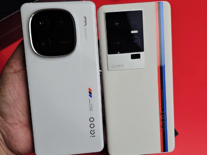 अगले महीने भारत में IQOO 12 स्मार्टफोन लॉन्च होगा. ये भारत का पहला फोन है जिसमें क्वालकॉम का लेटेस्ट चिपसेट मिलेगा. मोबाइल फोन 12 दिसंबर को लॉन्च होगा जिसे आप अमेजन के माध्यम से खरीद पाएंगे.