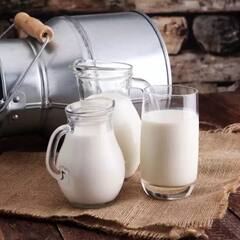 Cow Milk vs Buffalo Milk: ਗਾਂ ਤੇ ਮੱਝ ਦੇ ਦੁੱਧ 'ਚ ਕੀ ਹੈ ਫਰਕ? ਜਾਣੋ ਚੰਗੀ ਸਿਹਤ ਲਈ ਕਿਸ ਦਾ ਕਰਨਾ ਚਾਹੀਦਾ ਸੇਵਨ