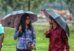 Delhi Weather Update : दिल्लीत अनेक ठिकाणी वरुणराजाची हजेरी, हवामान तज्ज्ञांनी काय म्हटलं?