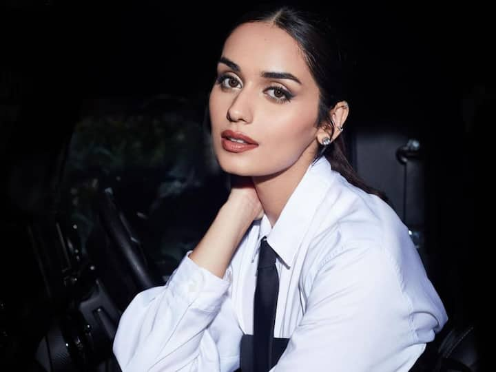 Manushi Chhillar Images : మానూషి చిల్లర్​ ఇన్​స్టా వేదికగా కొన్ని లేటెస్ట్ ఫోటోలు షేర్ చేసింది.