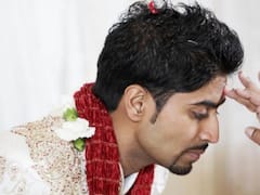 Hindu Marriage Rituals: हिंदू धर्म में दूल्हा- दुल्हन दोनों के लिए खास होती हैं शादी से पहले की 5 रस्में