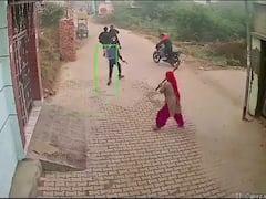 Broom To The Rescue! Woman Uses Jhadu To Chase Away Goons Shooting At Man. WATCH