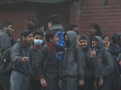 इंदौर में ठंड को देखते हुए स्कूलों के टाइमिंग में बदलाव, जिला कलेक्टर ने दिया ये आदेश