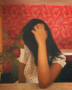 Anikha Surendran Photos : அடடே.. அஜித்தின் ரீல் மகளுக்கு இத்தனை வயசாயிடுச்சா?