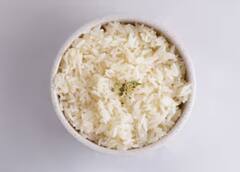 ਪਾਕਿਸਤਾਨ ਵਿੱਚ ਲੋਕਾਂ ਨੂੰ ਜਿੰਨੇ ਦਾ ਮਿਲ ਰਿਹਾ ਆਟਾ ਉਨ੍ਹੇ ਰੇਟ 'ਚ ਇੱਥਾ ਆ ਜਾਵੇ ਸੋਨਾ-ਚਾਂਦੀ