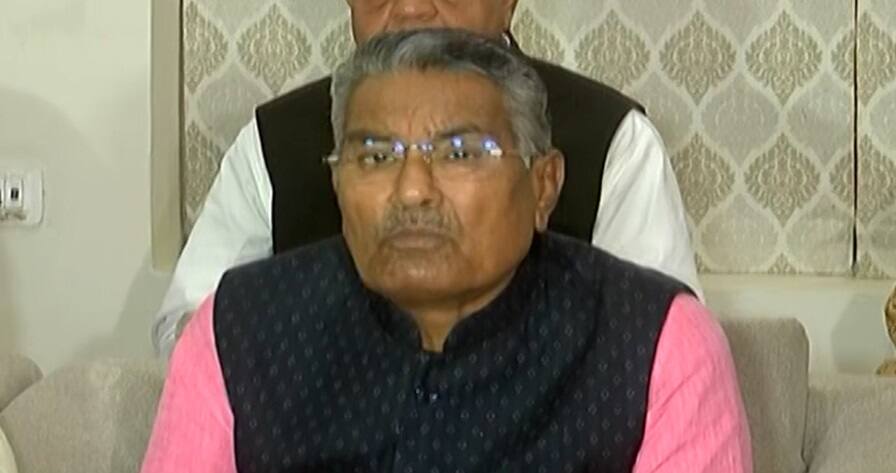 Rajkot: માવઠાથી થયેલા નુકસાન મુદ્દે સરકારે કરી સહાયની મોટી જાહેરાત, આ દિવસથી શરૂ થશે સર્વે Rajkot: Agriculture Minister, Raghavji Patel said that the assistance will be paid per hectare as per SDRF norms. Damage survey work has been started Rajkot: માવઠાથી થયેલા નુકસાન મુદ્દે સરકારે કરી સહાયની મોટી જાહેરાત, આ દિવસથી શરૂ થશે સર્વે