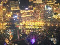 Dev Deepawali 2023: देव दीपावली पर स्वर्ग सा दिखा वाराणसी का नजारा, लाखों दीयों से जगमग हुए घाट, देखें तस्वीरें