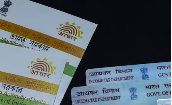 ਅੱਜ ਦੇ ਸਮੇਂ ਵਿੱਚ ਆਧਾਰ ਕਾਰਡ ਇੱਕ ਬਹੁਤ ਹੀ ਮਹੱਤਵਪੂਰਨ ਦਸਤਾਵੇਜ਼ ਬਣ ਗਿਆ ਹੈ। ਇਸ ਨਾਲ ਬਹੁਤ ਸਾਰੇ ਸਰਕਾਰੀ ਕੰਮ ਸੁਚਾਰੂ ਹੋ ਜਾਂਦੇ ਹਨ। ਇਸ ਲਈ ਆਧਾਰ ਕਾਰਡ ਨੂੰ ਅਪਡੇਟ ਕਰਨਾ ਜ਼ਰੂਰੀ ਹੈ।