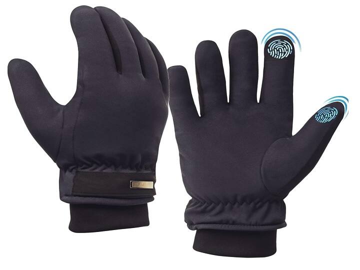 HIVER Waterproof Teslon Gloves : ये वॉटर प्रूफ दस्ताने माइक्रोफाइबर के बने हुए है, जो सर्दी से तो बचाते हैं. साथ ही वजन में काफी हल्के भी हैं. इन दस्तानों को आप सर्दियों में यूज कर सकते हैं. ई-कॉमर्स साइट पर ये दस्ताने 17 प्रतिशत के डिस्काउंट पर 1250 रुपये में खरीदें जा सकते हैं.