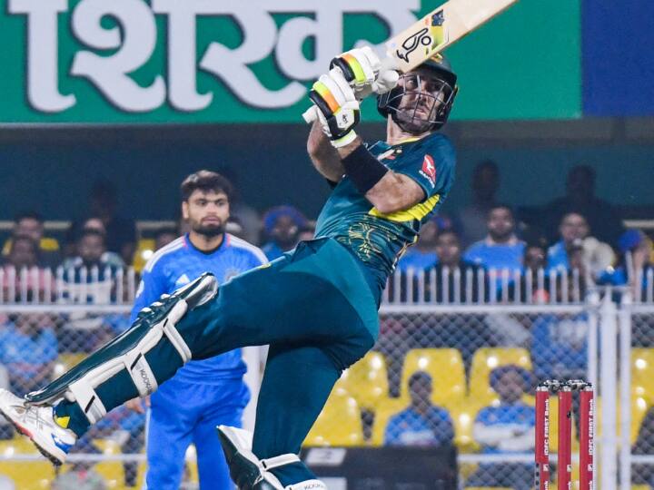 IND vs AUS 3rd T20I Full Match Highlights Australia defeat Indian team by 5 wickets Glenn Maxwell IND vs AUS: मैक्सवेल ने ऑस्ट्रेलिया को जिताई हारी हुई बाजी, 5 विकेट से जीता तीसरा टी20; अंतिम ओवर में डिफेंड नहीं हुए 21 रन