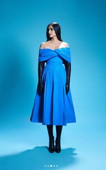 ਆਫ-ਸ਼ੋਲਡਰ ਮਿਡੀ ਡਰੈੱਸ 'ਚ ਸੋਨਮ ਕਪੂਰ ਬਣੀ ਡਿਜ਼ਨੀ ਪ੍ਰਿੰਸੇਸ