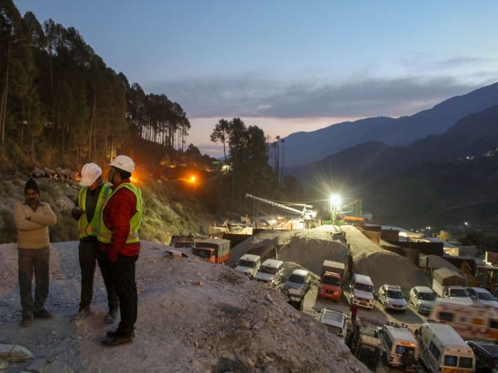 Uttarakhand tunnel Rescue Operation team Members meet who extract 41 workers उत्तराखंड सुरंग हादसा: ये हैं टनल में फंसे 41 मजदूरों का रेस्क्यू ऑपरेशन चलाने वाले हीरोज