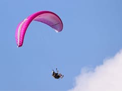 Check Out These Top Hill Stations In India For Paragliding Enthusiasts. IN PICS
