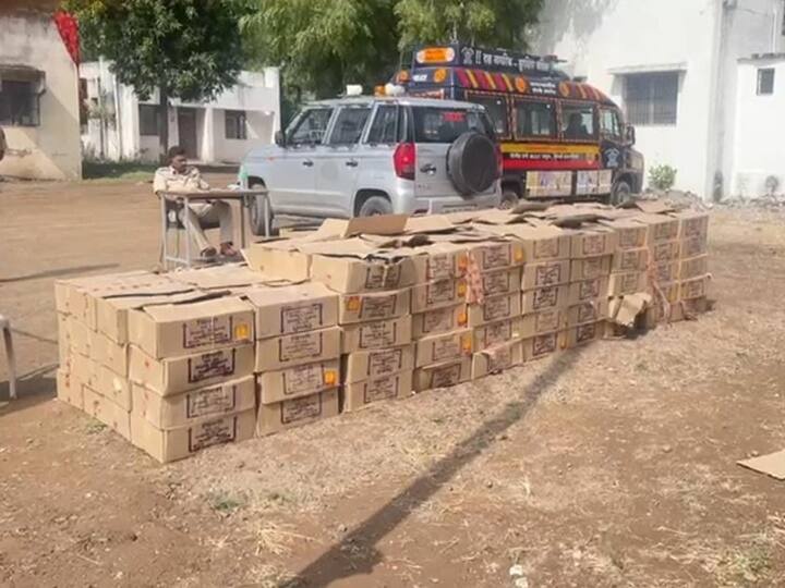 विनापरवाना विक्रीसाठी बाजारात आलेला 19 लाख 58 हजारांचा देशी दारूचा साठा मागील आठवड्यात छत्रपती संभाजीनगर पोलिसांनी पकडला होता.