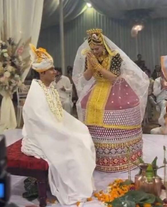 ਰਣਦੀਪ ਹੁੱਡਾ ਅਤੇ ਲਿਨ ਲੈਸ਼ਰਾਮ ਦੇ ਵਿਆਹ ਦਾ ਇਹ ਵੀਡੀਓ ANI ਨੇ ਆਪਣੇ ਐਕਸ ਅਕਾਊਂਟ 'ਤੇ ਸ਼ੇਅਰ ਕੀਤਾ ਹੈ।