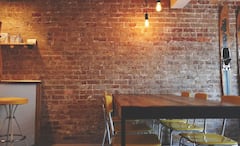 Wall Decor Tips: অন্দরসজ্জায় ব্রাত্য থেকে যায় প্রায়শই, ঘরের দেওয়াল সাজিয়ে তুলুন এই উপায়ে...